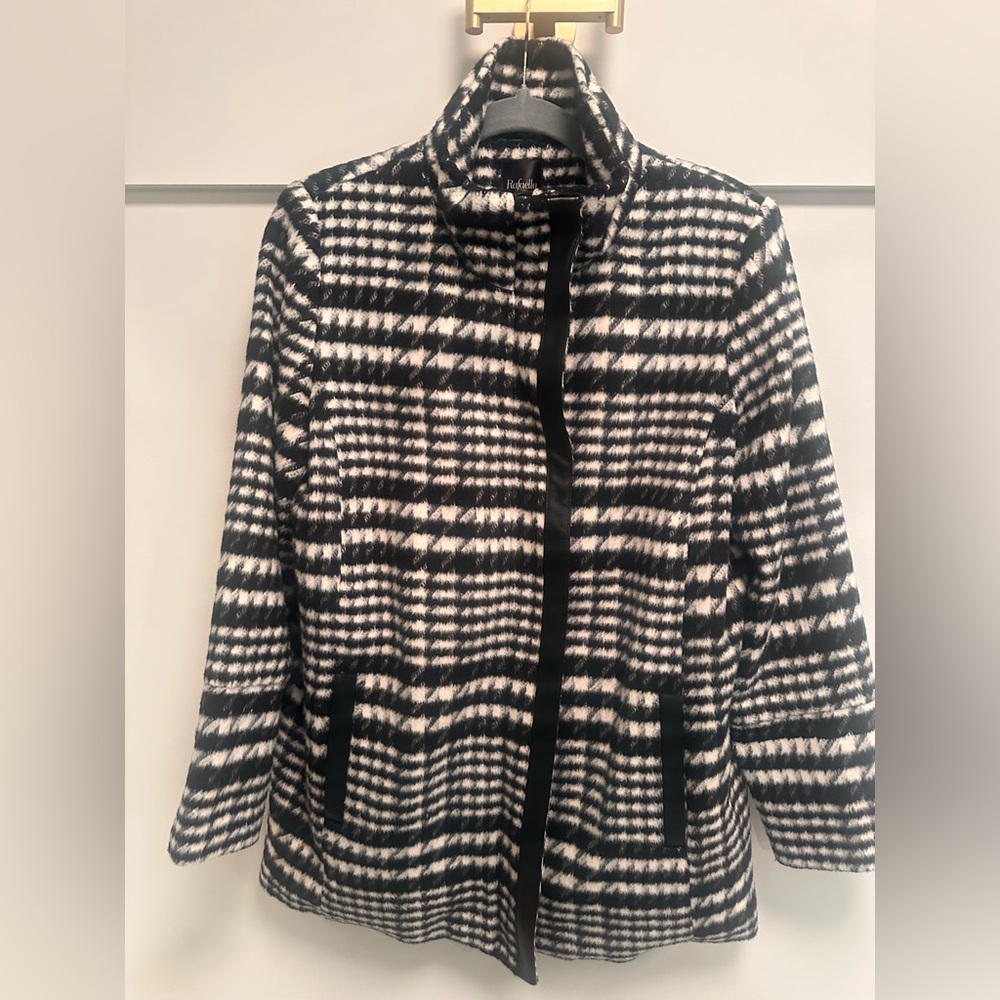 Rafaella Women’s Black/White Houndstooth Petty Coat Size Small
